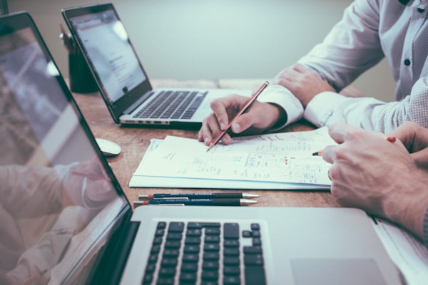 BA (Hons) Business and Management (Level 6 Top-Up)